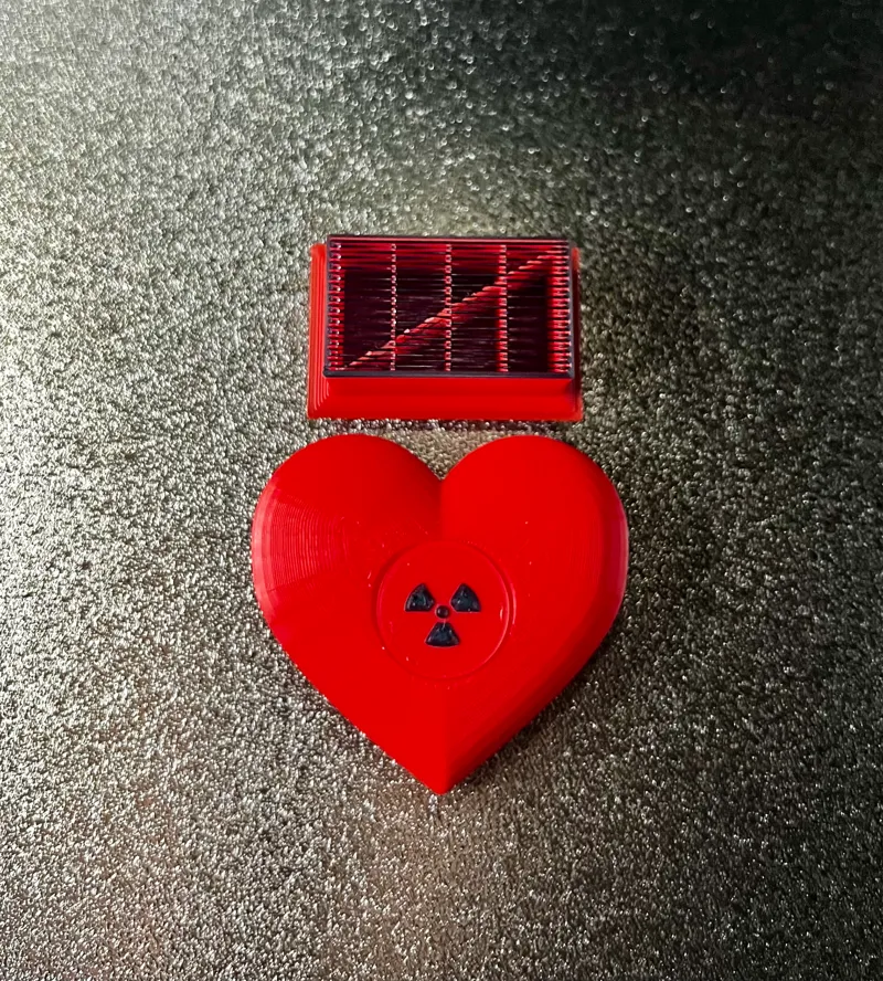 Toxic Love - Heart Spinner - fidget toy
