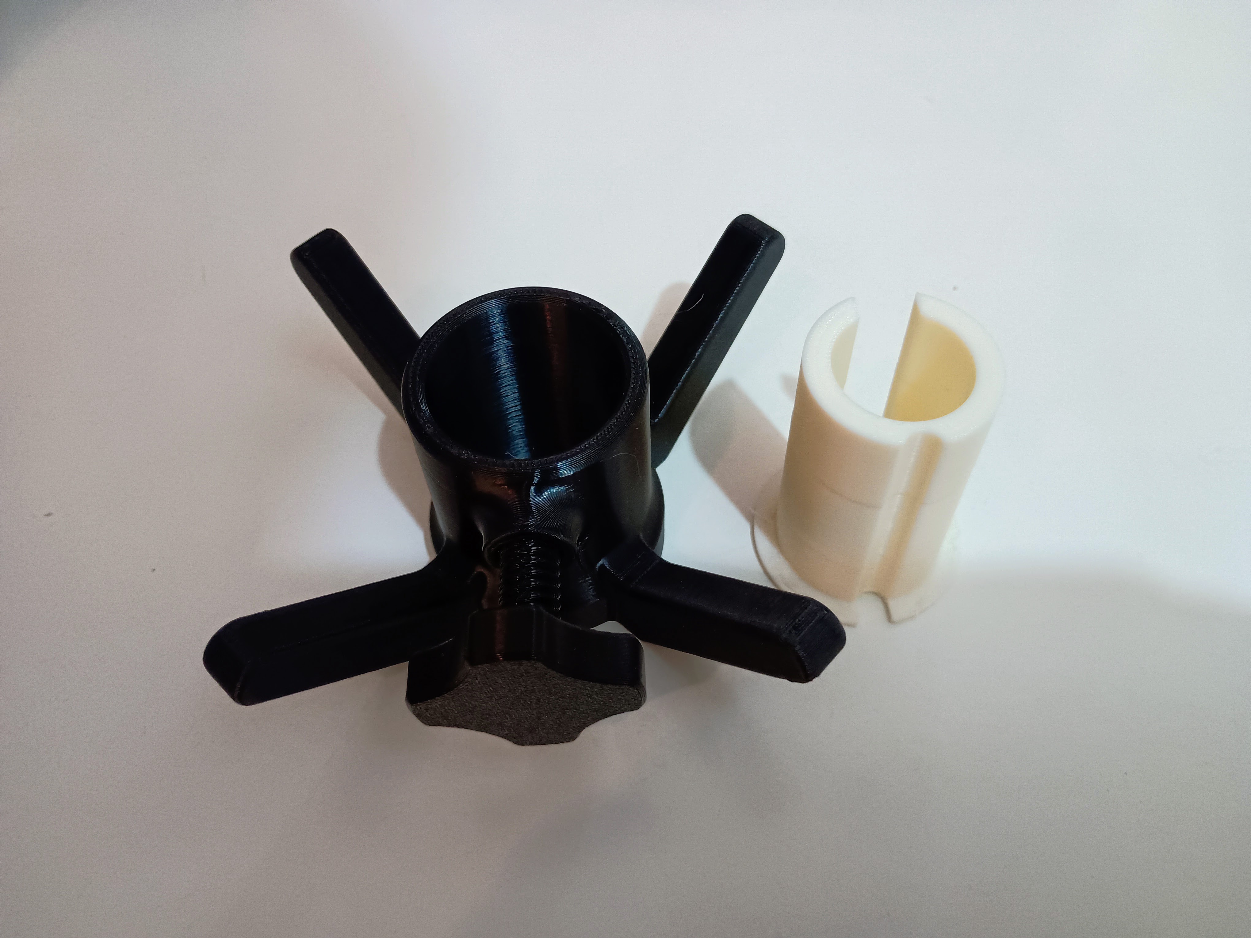 Miniatura 4 do modelo 3D umbrella hook/ umbrella mount