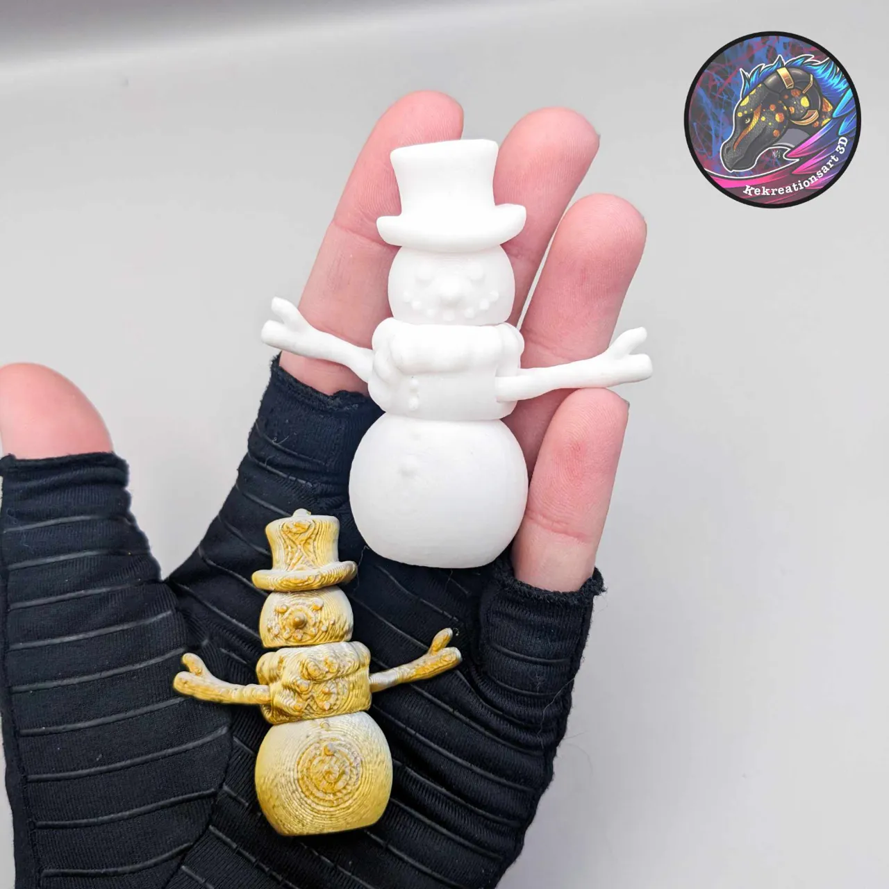 Flexi Snowman Keychain and Earring view 2