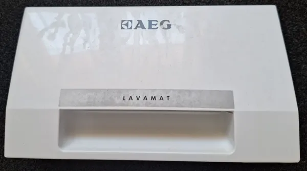 Poignée de trappe à lessive AEG Lavamat