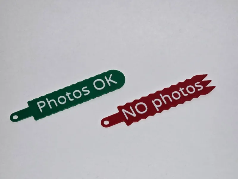 No Photos / Photos OK Badges