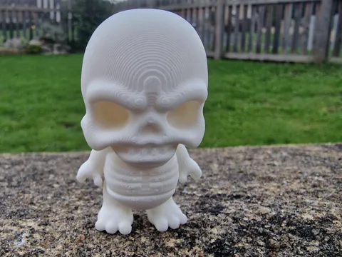 Figura decorativa: Chugglies - Bone Man — referencia de MakerWorld