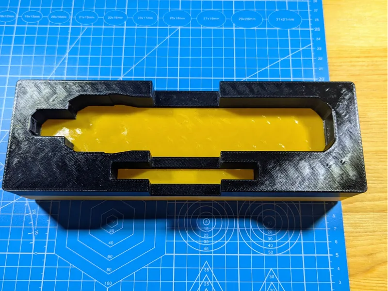 Gridfinity Holder for DEWALT Multi-bit Screwdriver