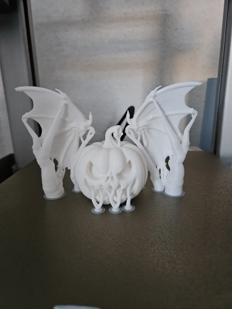 Halloween Pumpkin with Wings - Free 3D Print Model - MakerWorld