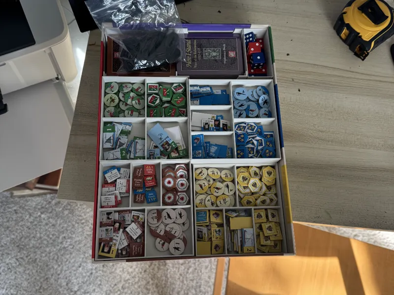 Here I Stand – Box Organizer