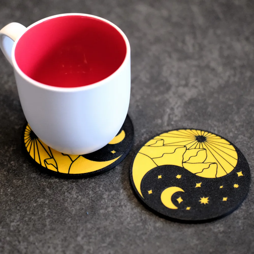 Sun and Moon Coasters with Cork bottoms by Sakul MakerWorld