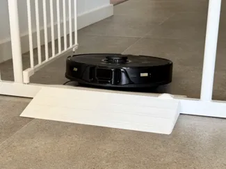 Perma Easy Fit Baby Gate robot vacuum ramp