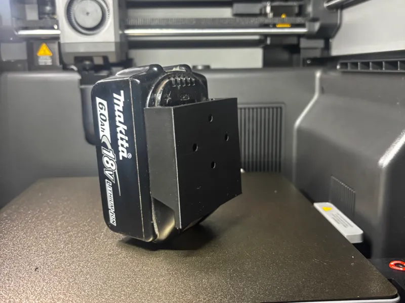 Makita Akkuhalter für 18V Akku