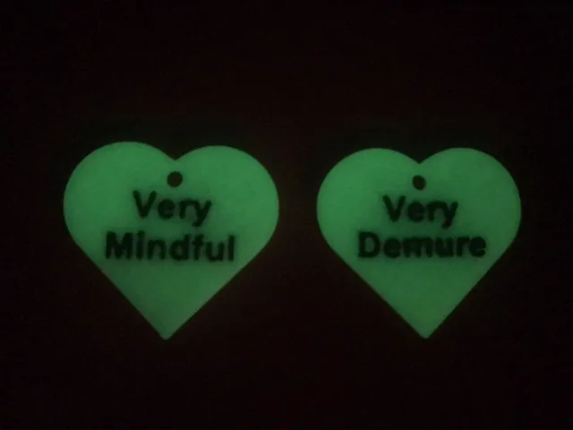 Very Mindful Very Demure Heart shaped earrings view 3