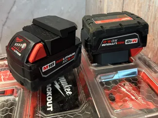 Milwaukee M18 battery pack out holder