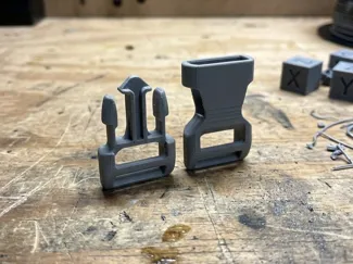 gancio per fibbia clip clamp hook
