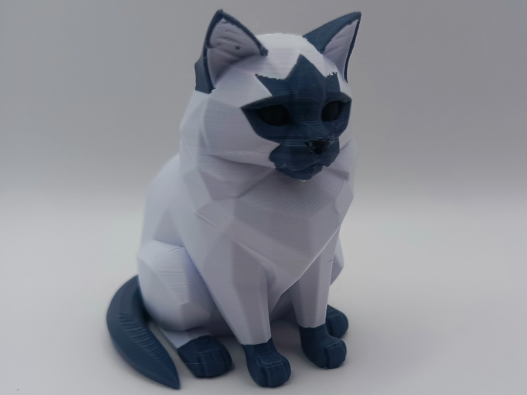 Minimalist Ragdoll Cat figurine