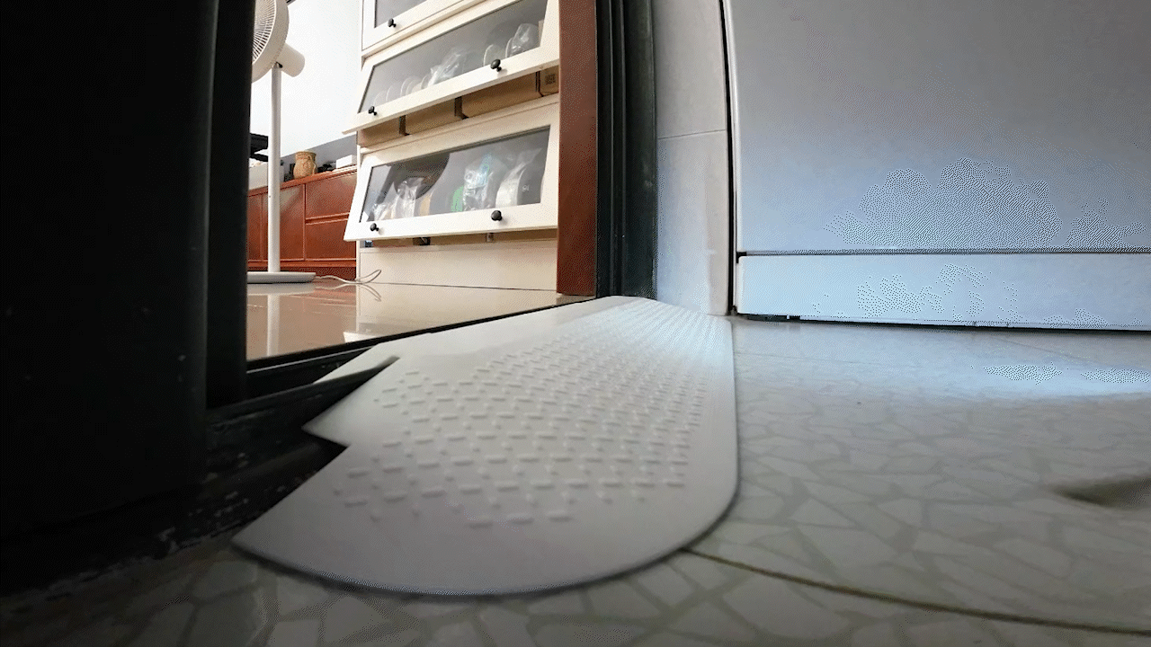 Miniatura 2 do modelo 3D 扫地机器人推拉门爬坡垫