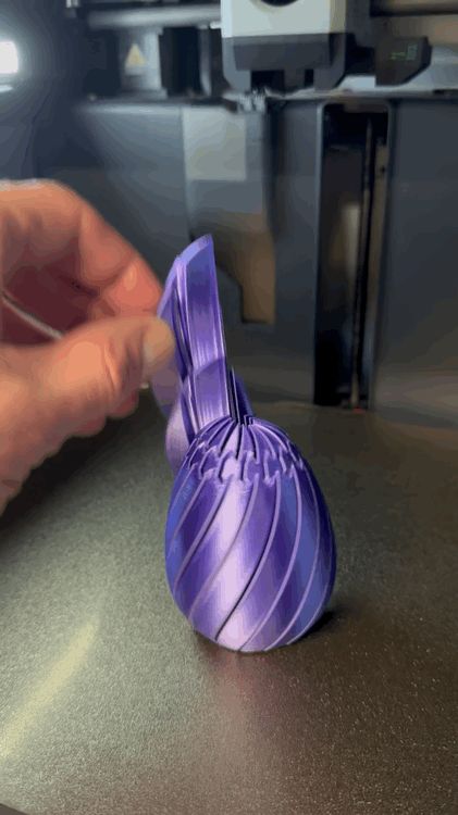 https://makerworld.bblmw.com/makerworld/model/US369c55b88119f5/design/14929f0564152bb0.gif