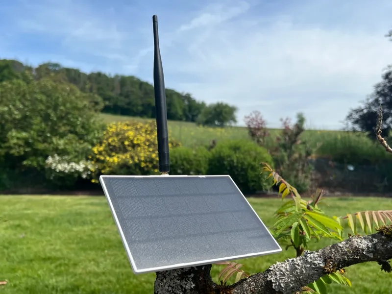 Kleiner MeshCore / Meshtastic Solar Repeater (#1)