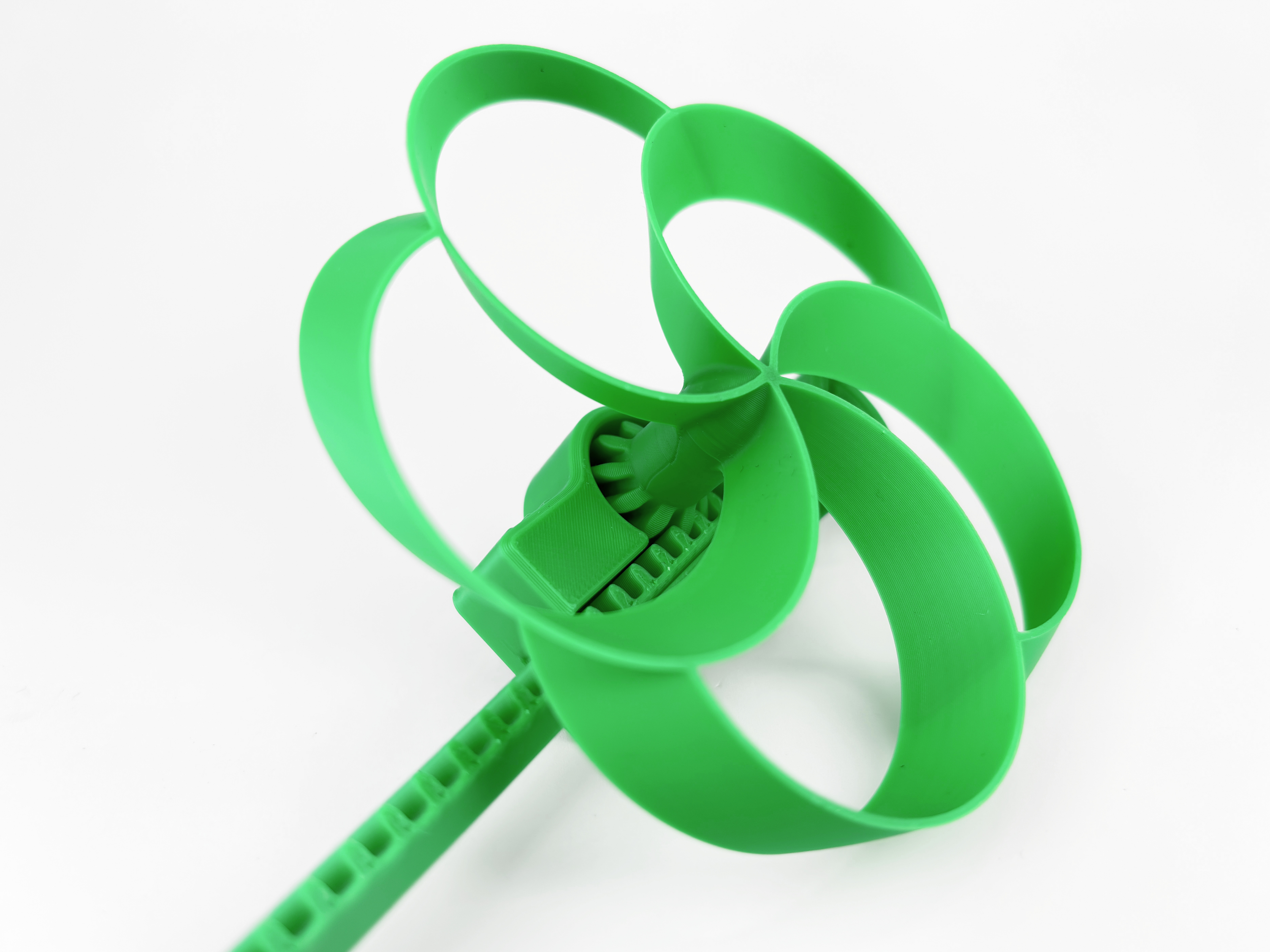 Miniatura 1 do modelo 3D Toroidal Flying Propeller Launcher (High Speed) 