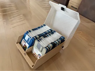 Retro-style 3.5" Floppy Disk Storage Box