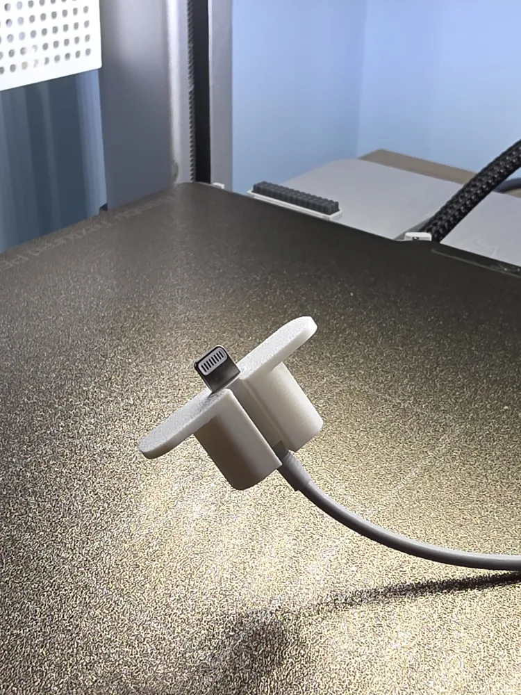 Desk Model Lightning Lightning Cable Desk Mount & Organizer - Free 3D Print Model - MakerWorld