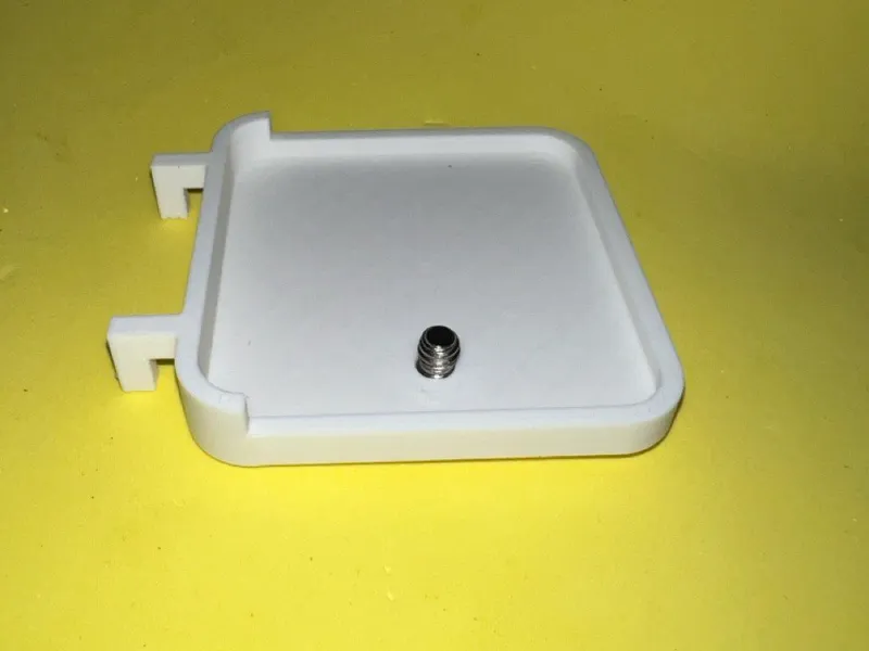 Amazon Smart Air Quality Monitor skadis shelves
