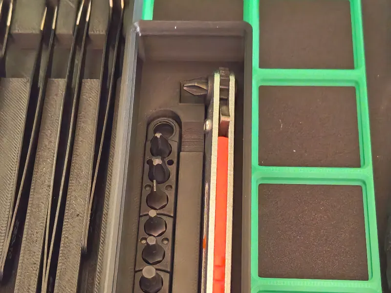 Gridfinity 1x3 Low profile Screwdrier Organiser