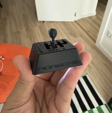 Objeto manipulable: Gear Shifter Fidget - Porsche 6 times Manual — vista de referencia 3