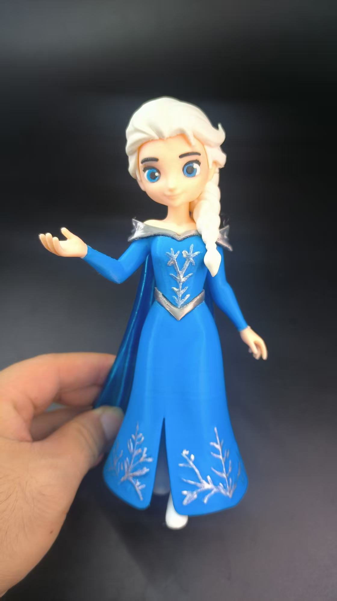 Miniatura 3 do modelo 3D 艾莎公主（NO AMS)