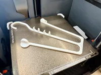 Hanger WITH CAP CLIPS: 0.2mm layer, 6 walls, 25% infill
