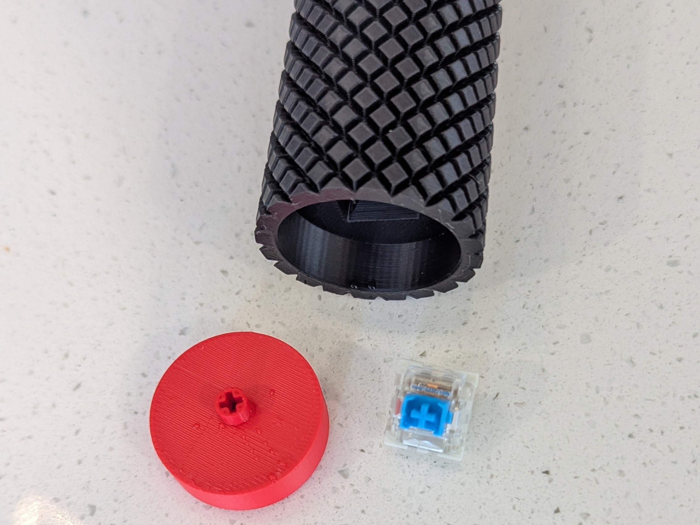 Miniatura 1 do modelo 3D Launch Button Fidget Clicker