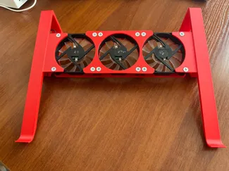 Laptop stand with fans