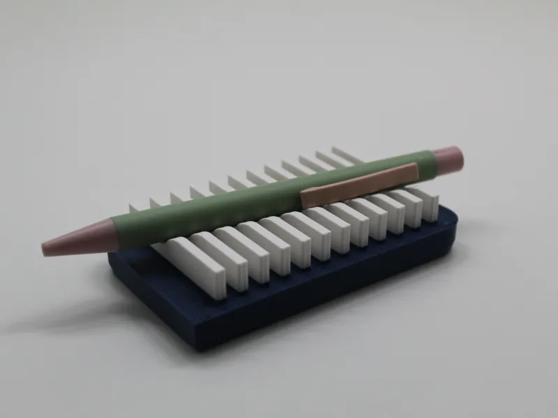 modern style pen holder 