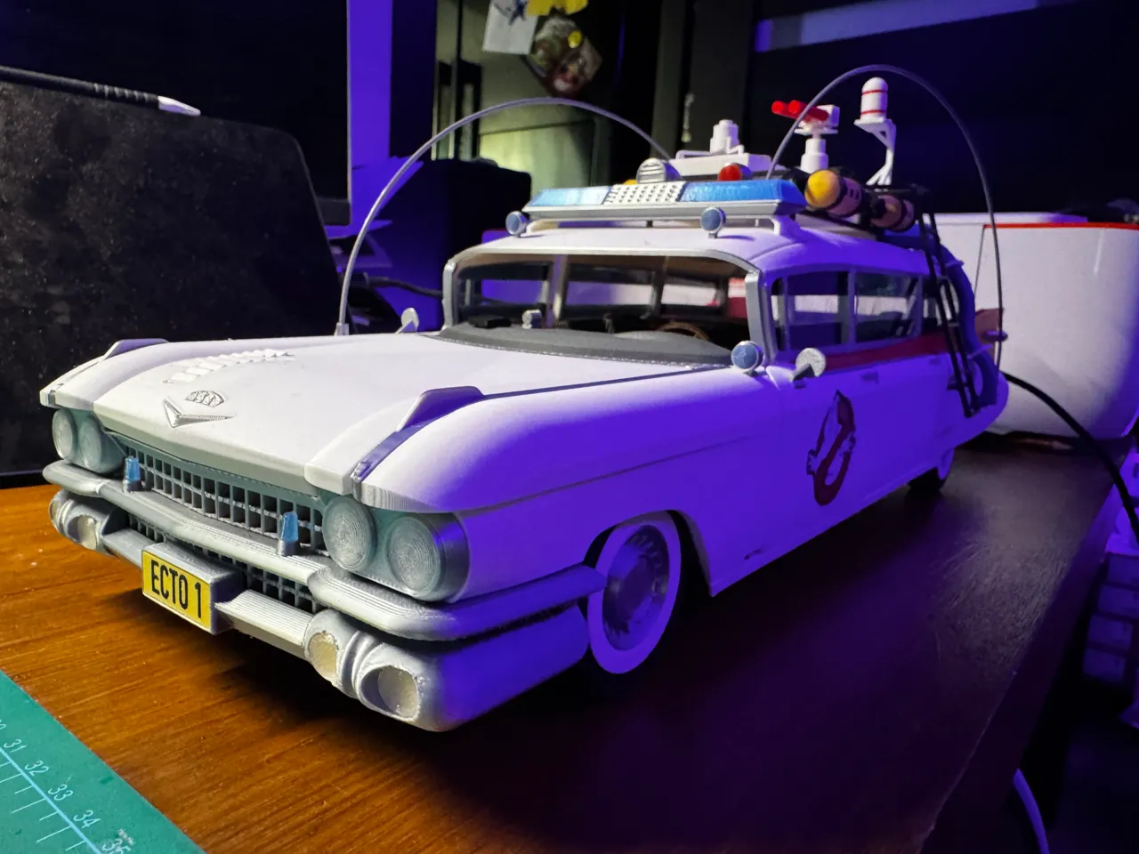 Ecto 1 Model Car view 3