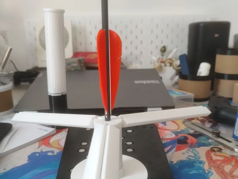 三羽粘羽器