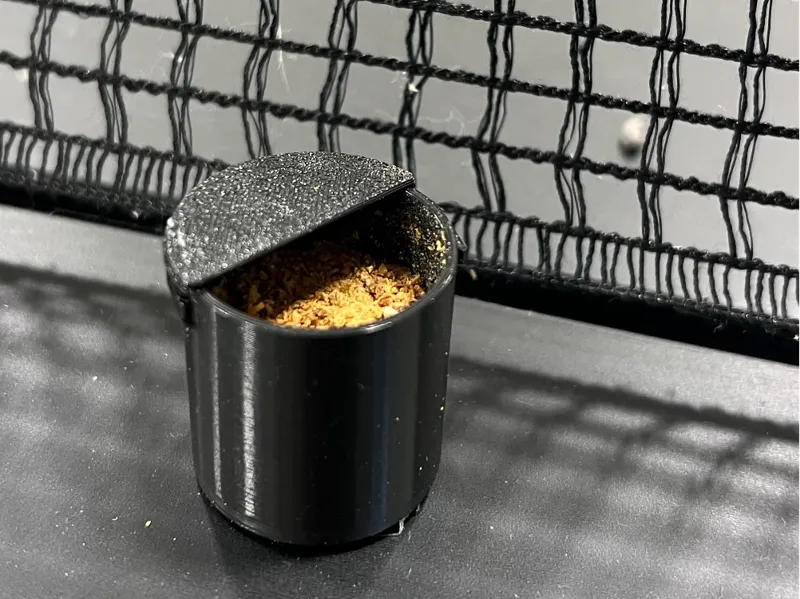 Feed Bucket, Lids, and Scoop
