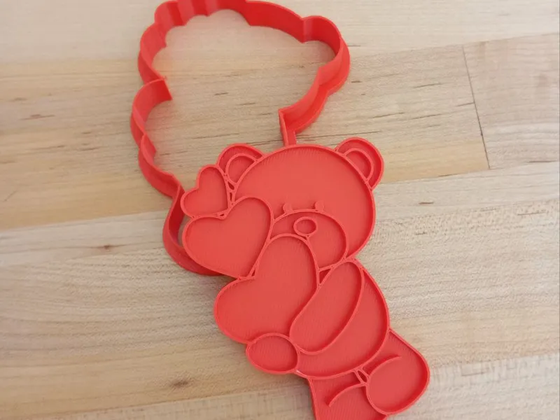 Orso con tre cuori cookie cutter e stampo