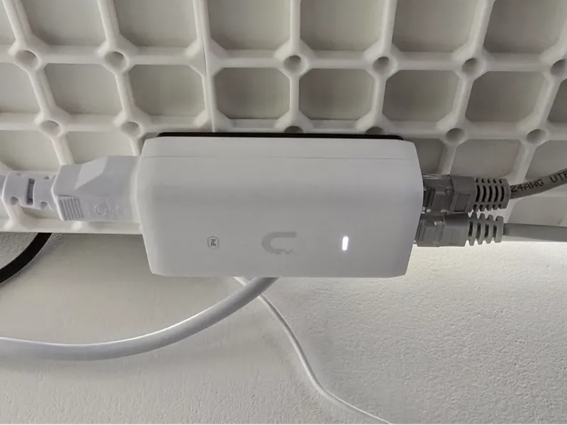 UniFi PoE  openGrid mount - U-PoE