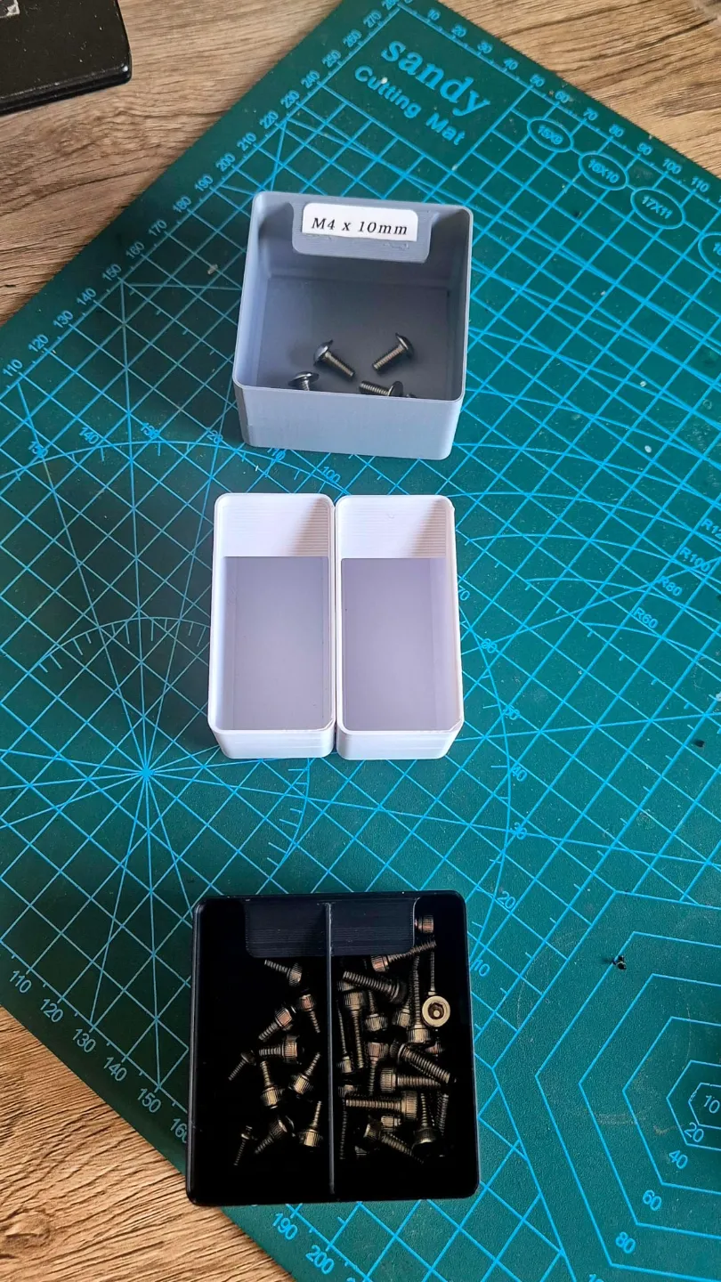 helmer box 1x1 low devided dukedoks grid Remixed by ZS 3dlabdesign