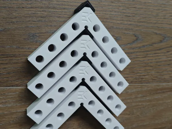 https://makerworld.bblmw.com/makerworld/model/US37121eaa9f3d13/design/2025-02-06_8e932775f1352.jpg