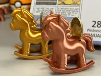Petit cheval porte-bonheur 2026, taille de pièce personnalisable — photo 1