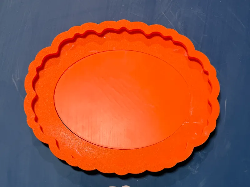 Scalloped Oval Clay Cutter and Press Plate Set