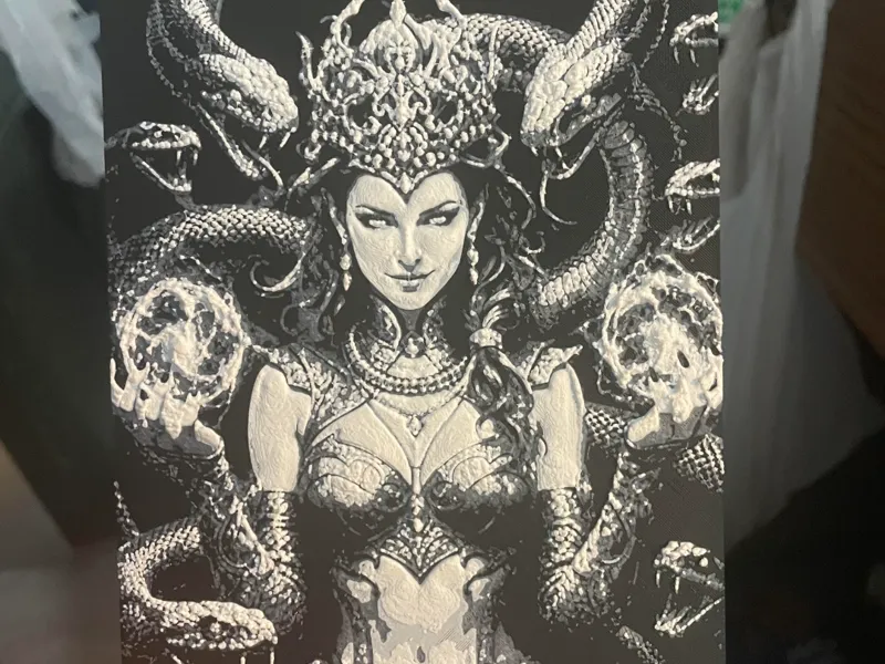 Queen of Snakes Hueforge