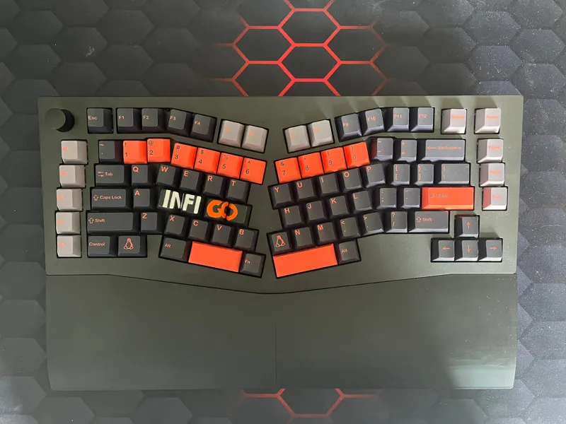 Keychron V10 Max Palm / wrist rest - Perfect fit