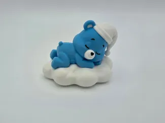 Baer auf Wolke