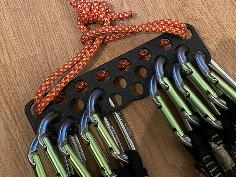 Simple Horizontal Quickdraw Holder Climbing Equipment Holder by gon