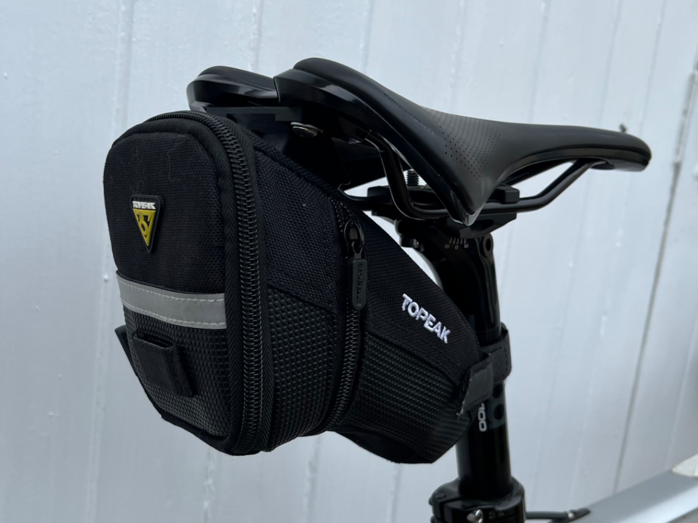 Specialized SWAT to Topeak Aero Wedge Adapter Clip