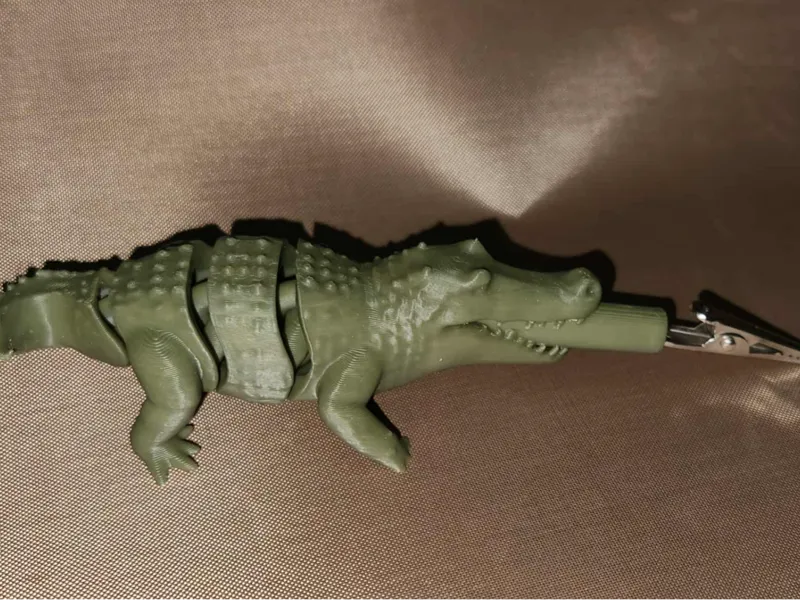 Flexi Crocodile 420 friendly base 4 alligator clip