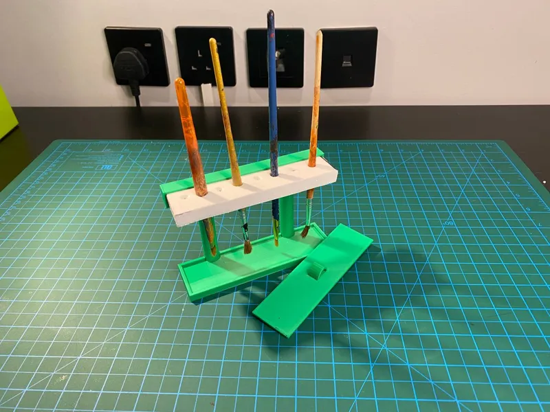 Brush drying rack