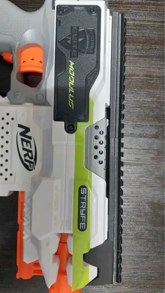 Nerf Stryfe Picatinny Top Rail