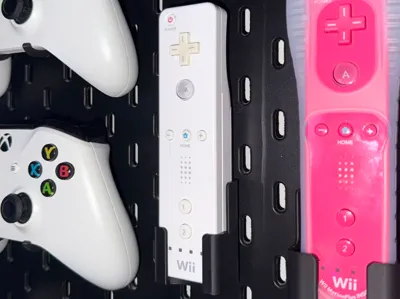 Wii Remote Ikea SKÅDIS Mount