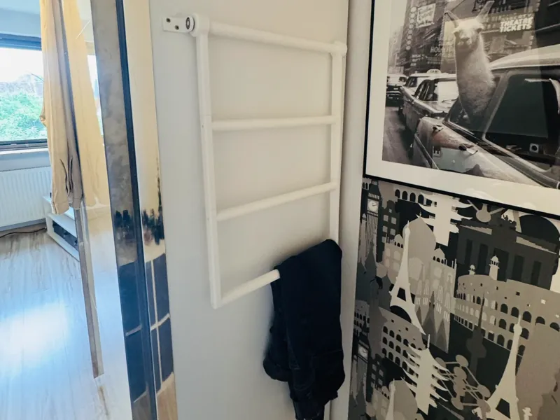 Kleidungshalter Schrank / Wand