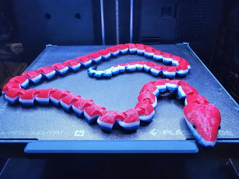 Articulated snake 